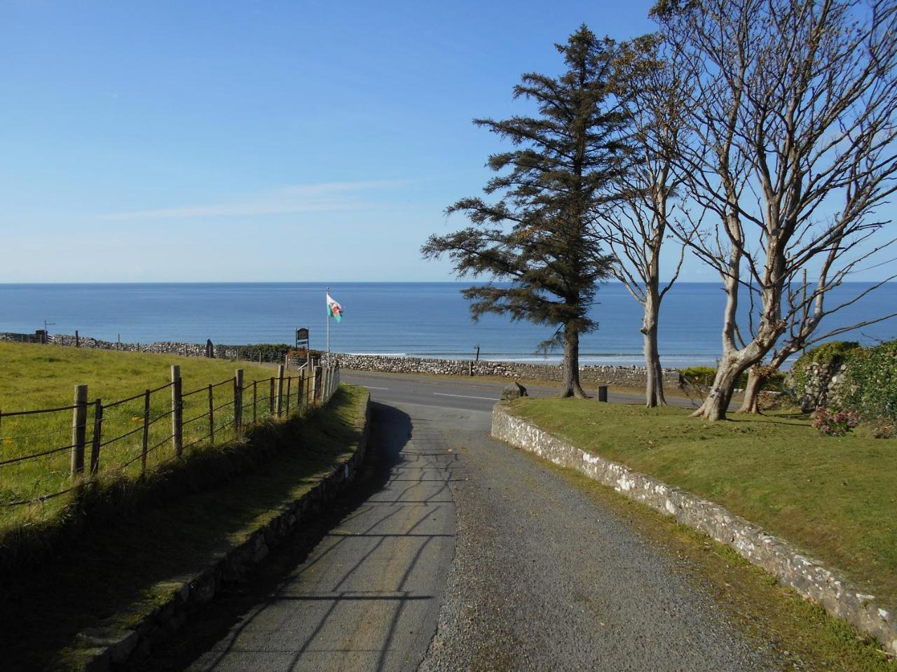 Hendre Clochydd Hall Llanaber Extérieur photo
